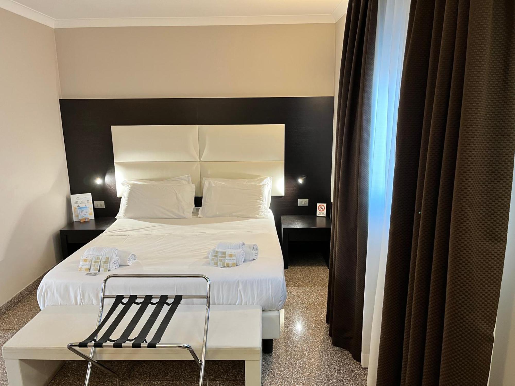 Eh Suites Rome Airport Euro House Hotels فيوميتشينو المظهر الخارجي الصورة