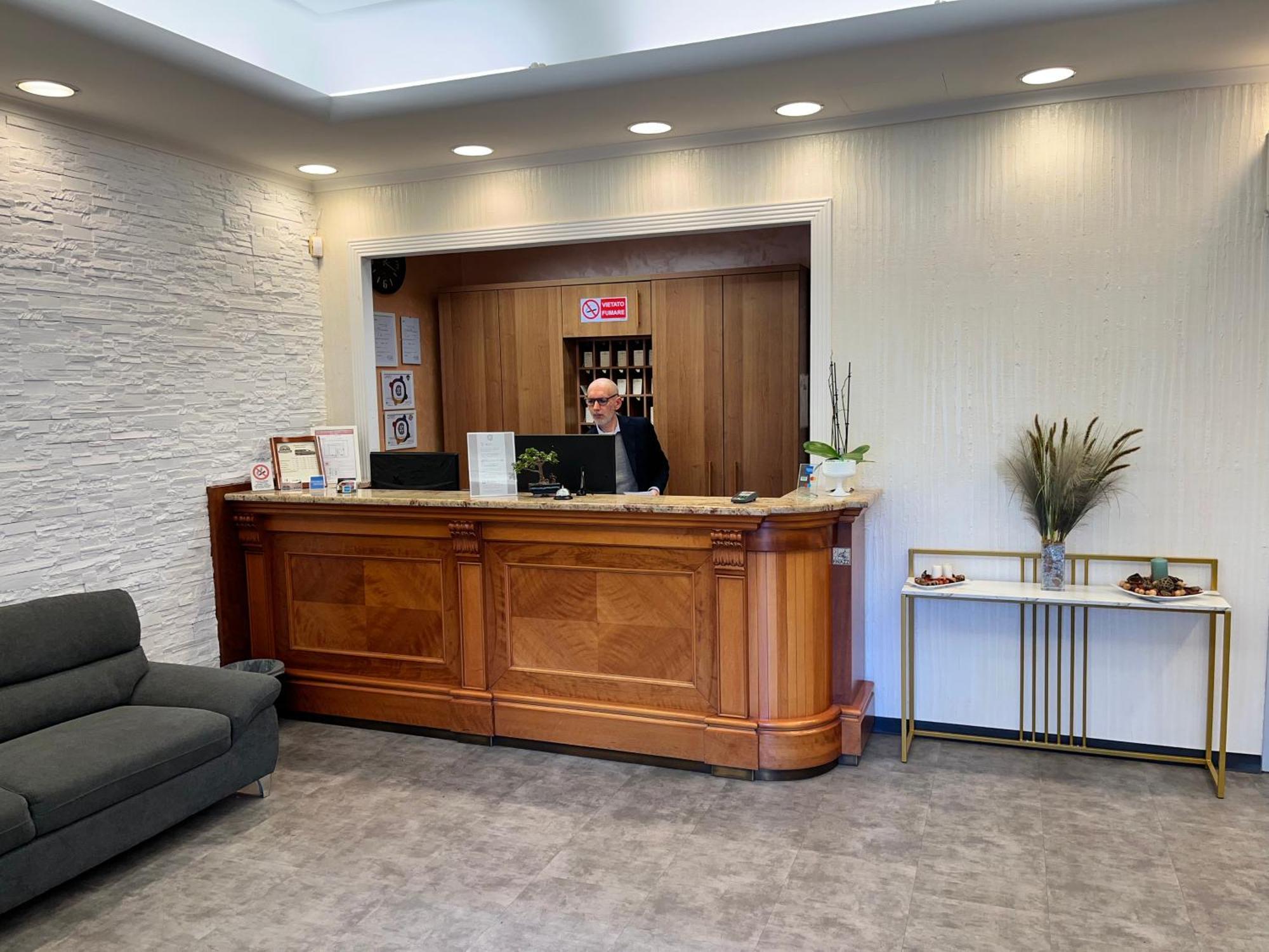 Eh Suites Rome Airport Euro House Hotels فيوميتشينو المظهر الخارجي الصورة