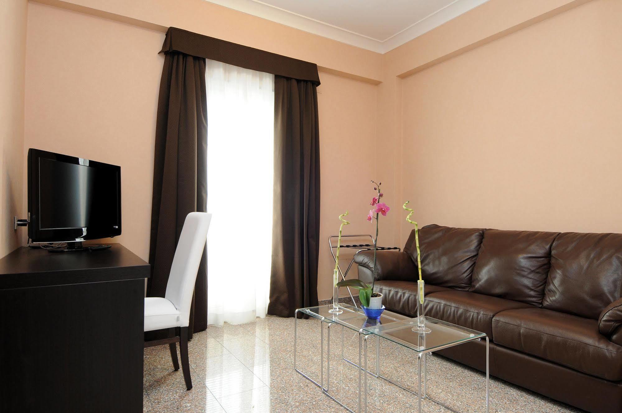 Eh Suites Rome Airport Euro House Hotels فيوميتشينو المظهر الخارجي الصورة
